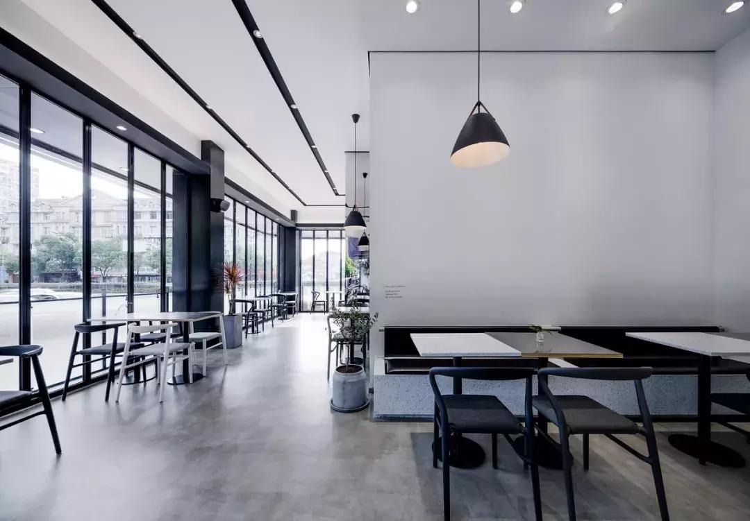 王菲喜欢的设计师,王菲造型师开的店