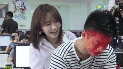 性感柳岩斩男总失败，她是不是欠缺了好男人缘？