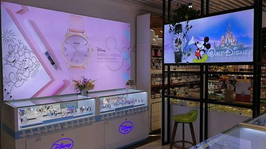 金秋十月满园果香,金秋十月暖阳高照