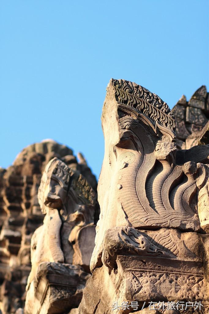 不去普罗旺斯和柬埔寨,千元飞到泰国看最美向日葵田和高棉遗址