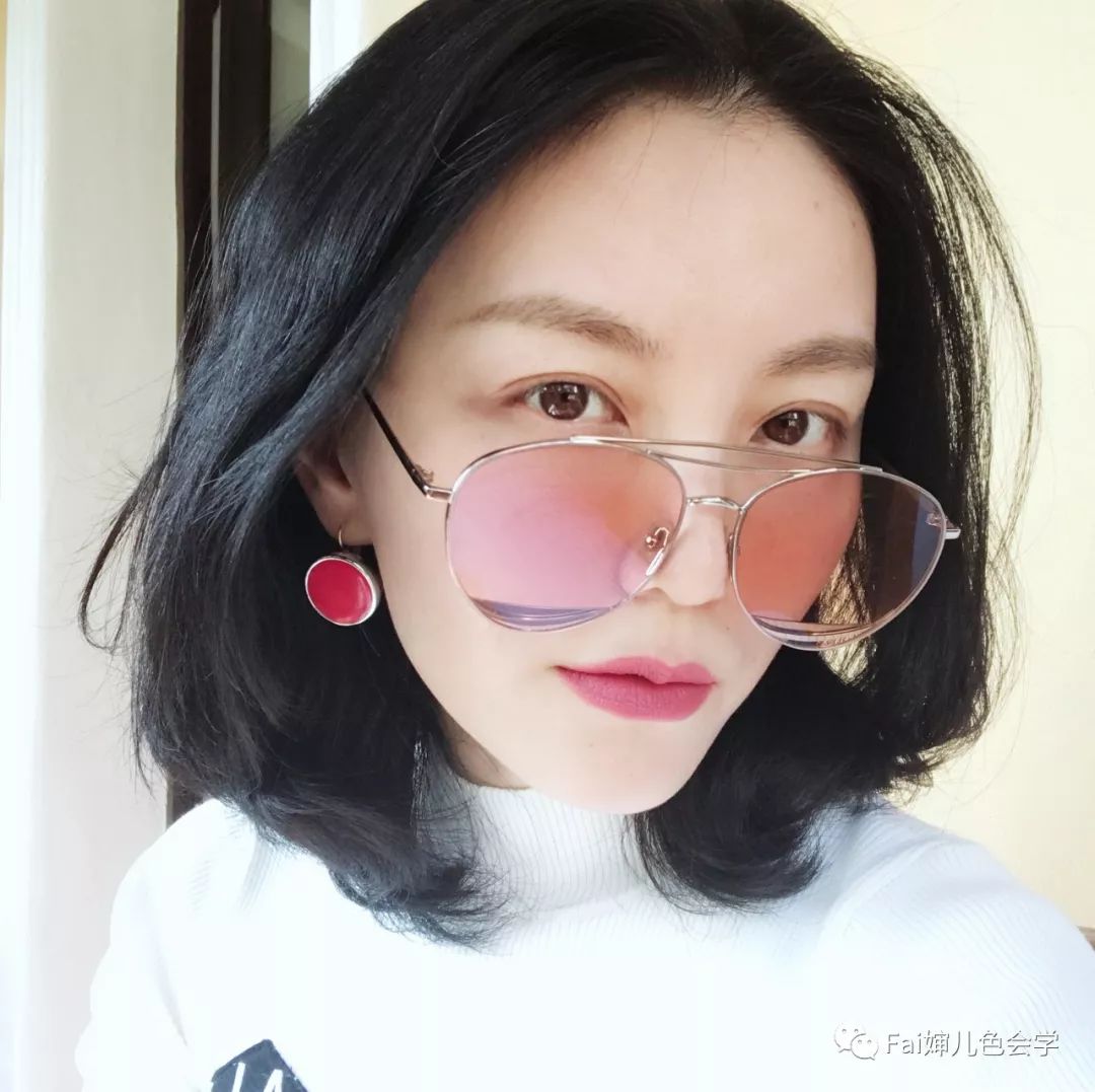 “10TOPS+4PANTS”婶儿的12天旅行穿搭！