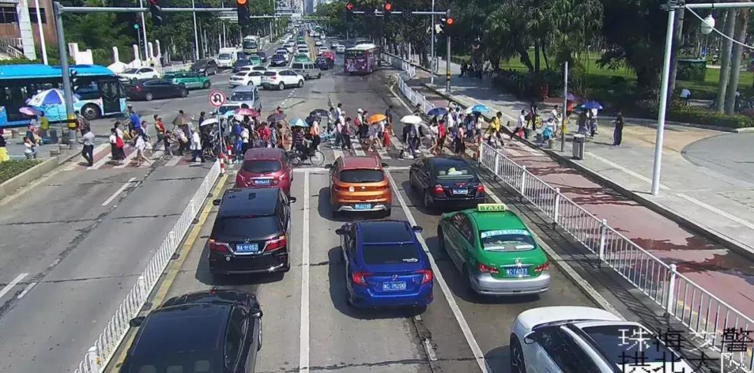 国庆珠海西部高速堵车,国庆珠海车流量