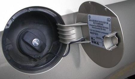 汽车混加了92号和95号汽油怎么办,经常92和95混着加对车子有影响吗