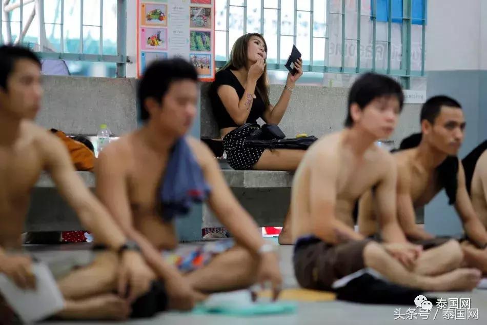 泰国人妖,究竟是怎么来的?