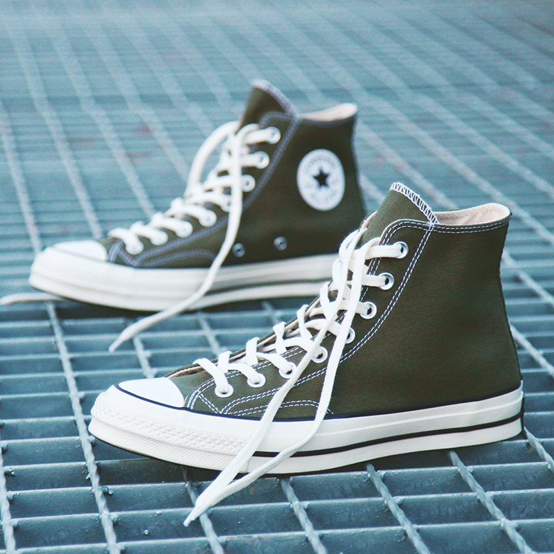 我们安排了15双能让你恢复上班动力的鞋子，请查收！