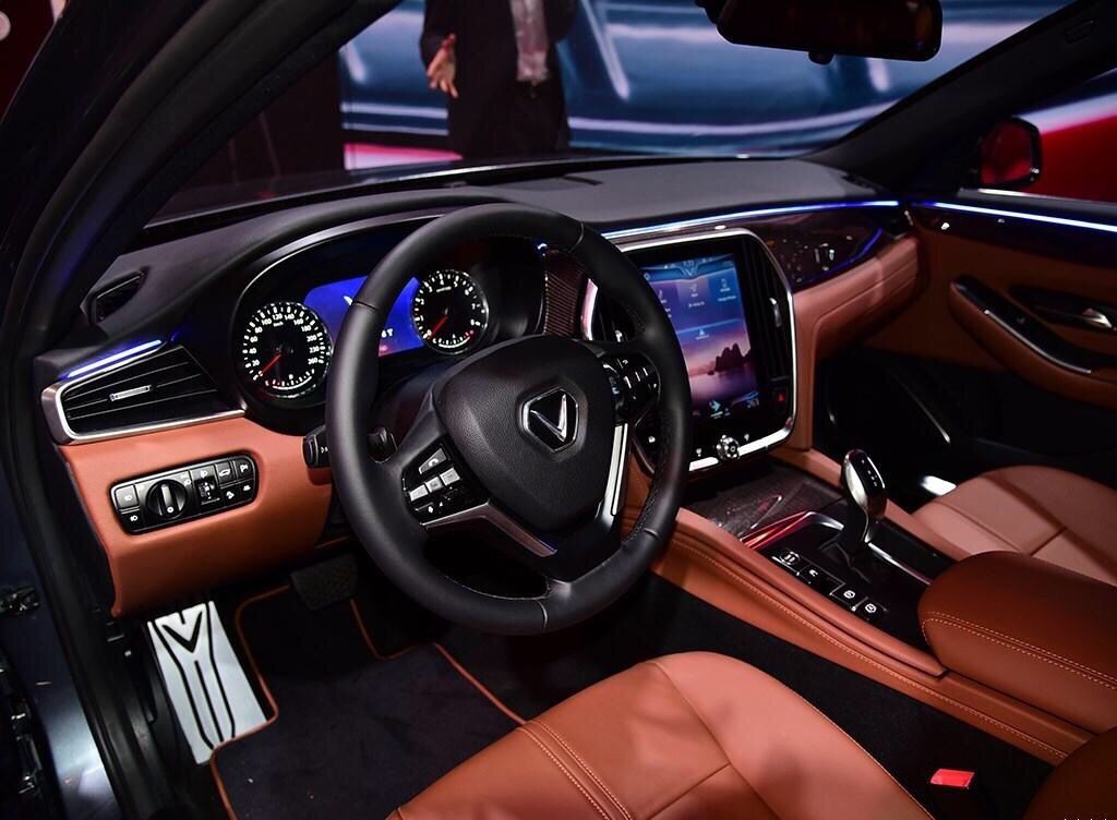 巴黎车展最神秘,越南首个汽车品牌,长安车标沃尔沃内饰,能火?