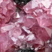 当男朋友和口红同时掉进水里,口红掉进水里了有用吗