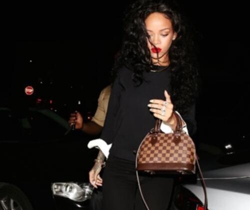 性价比高名品包包,性价比高的正品奢侈品包包