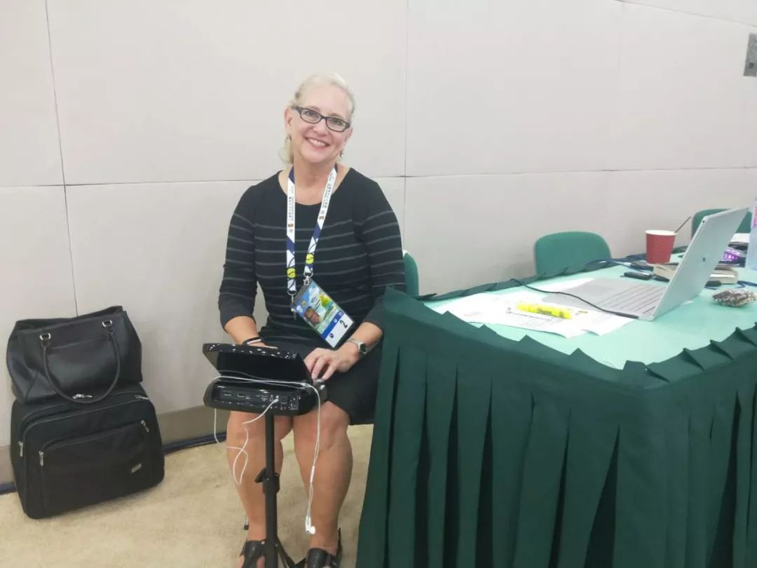 纳达尔亲吻视频,纳达尔亲吻球童比赛