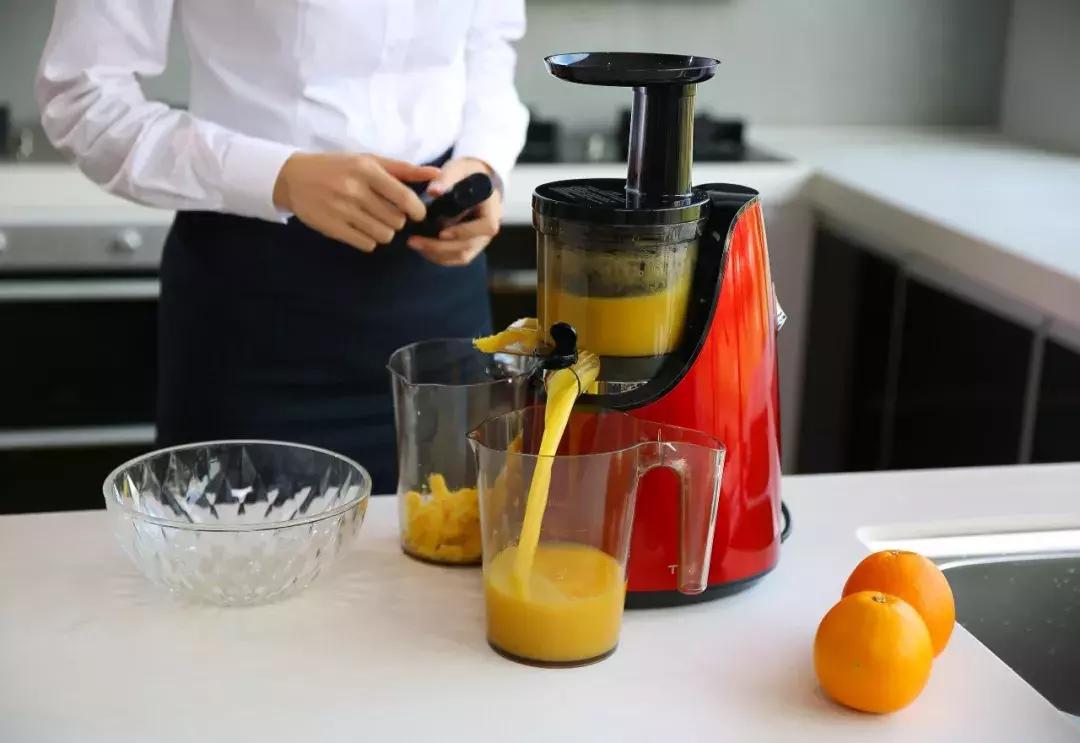 出汁率高达89.7%!格力大松原汁机,比传统榨汁机更营养!