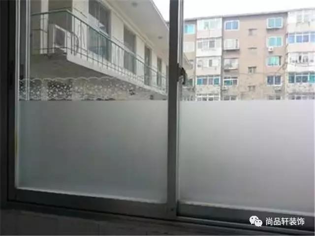 窗户玻璃贴膜怎么贴得最好,窗户贴膜怎么贴的