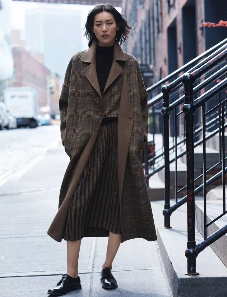 俞飞鸿红色西服,俞飞鸿毛衣穿搭