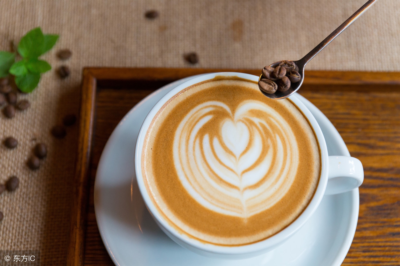 第一次喝星巴克怎样不尴尬,星巴克喝起来什么感觉