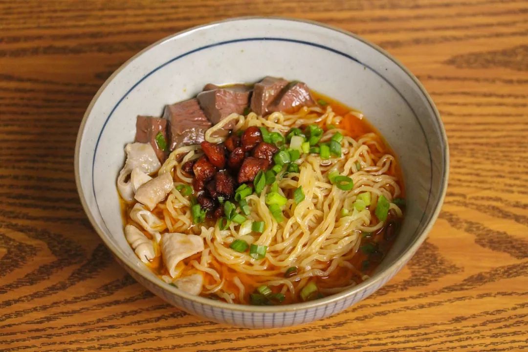 适合半夜吃的速食测评,健康且味道好的速食推荐