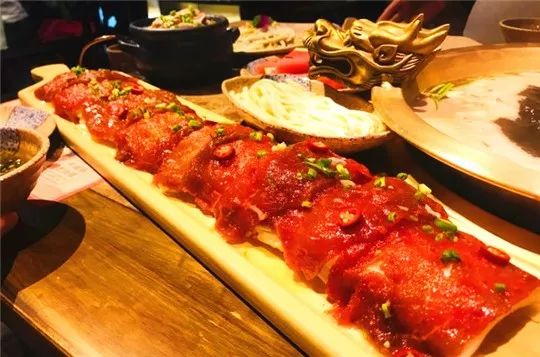 吃遍大连丨新店雨后春笋般冒了出来，一个比一个更具诱惑力！拔不拔草你们说了算？！