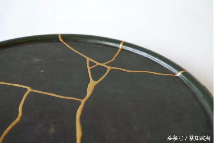 茶具裂缝金缮修补,茶具碎了一个可以继续使用吗