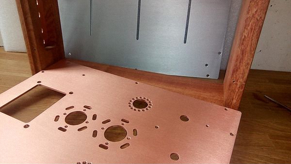 电子管耳放，低廉的投入却有万元的音色魅力，适合真正的发烧友