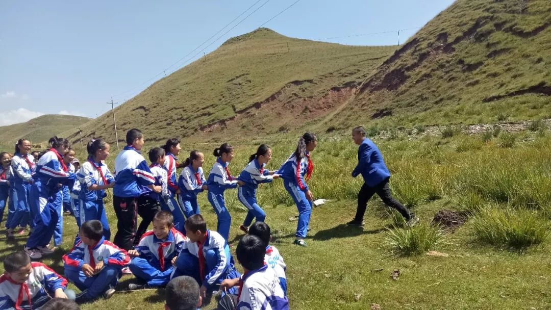 致敬，泥巴地里的先生！