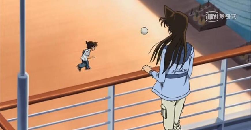 柯南的足球踢到哪些人,柯南的足球杀伤力多大国语版