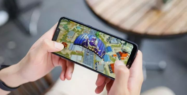 科技日报20181011期小米之家南京旗舰店官微“搞事”等