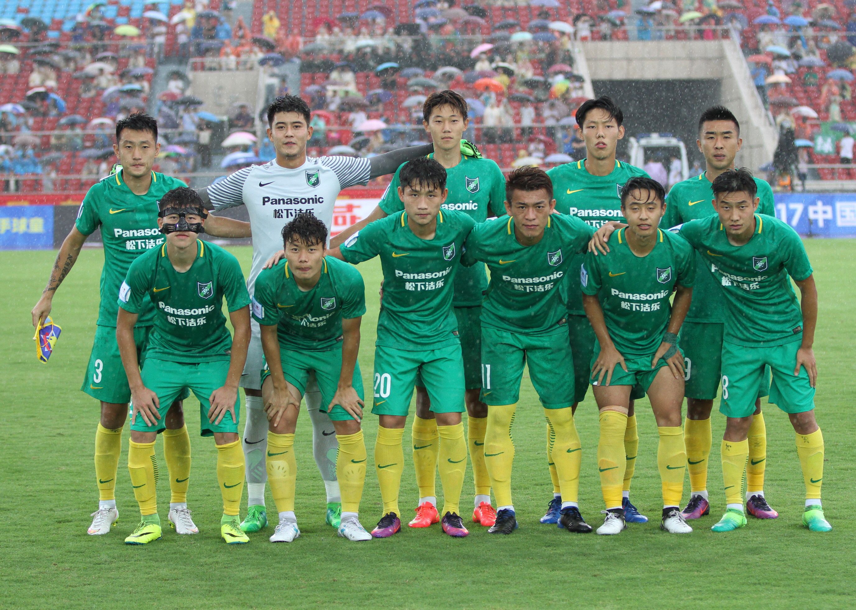 德云社相声演员拿德字砸挂,相声砸挂是真是假