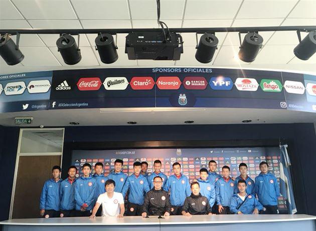 这个国庆,棠外足球小将代表成都市赴阿根廷布省“踢出个未来”!