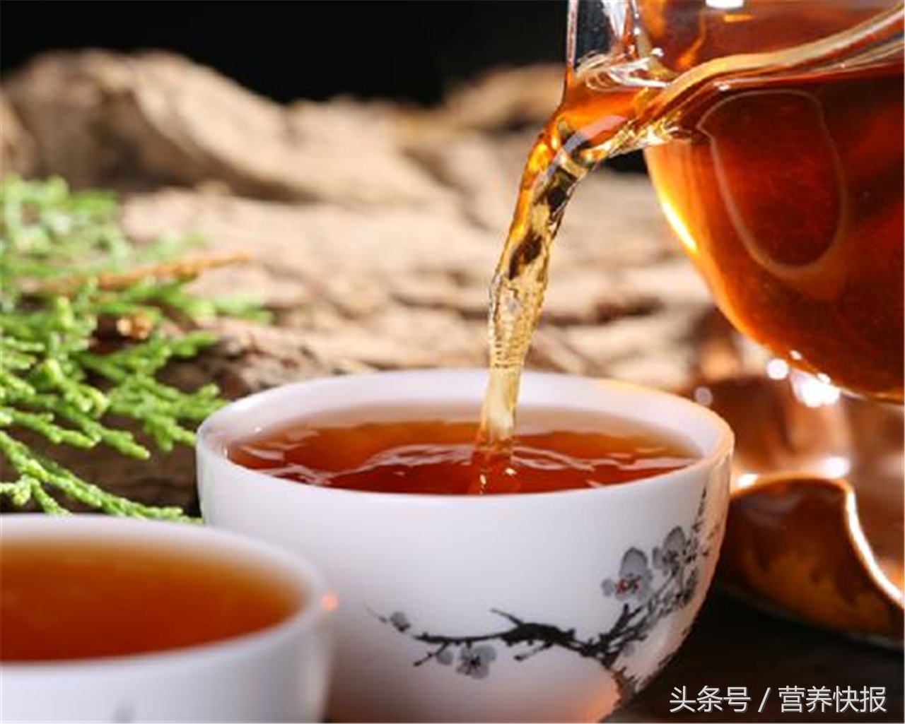 红茶绿茶到底喝啥茶最养胃,每天喝红茶需要喝多少才可以养胃