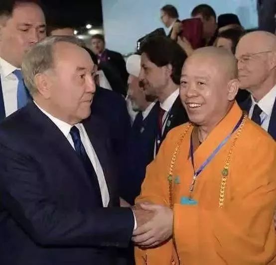 佛教人士参加全国人大代表会议,东林寺释纯一法师