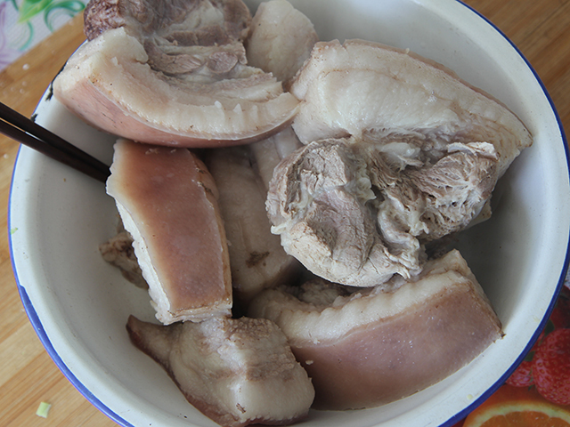 正宗东北农家杀猪菜,农村大锅炖杀猪菜正宗做法