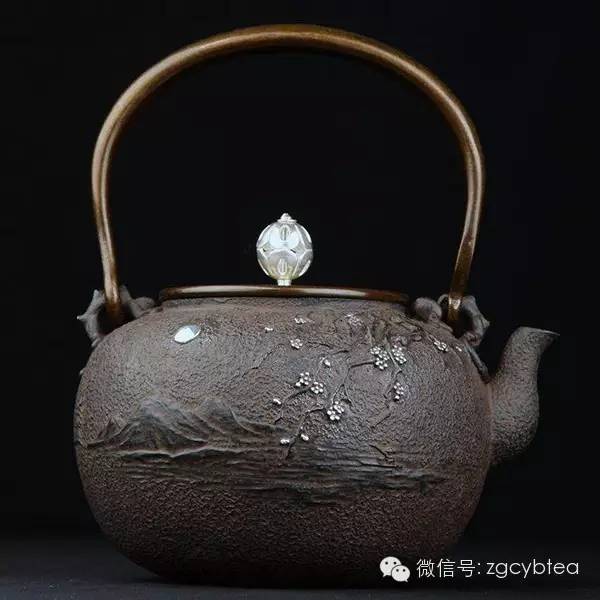 买铁壶还是银壶,铁壶如何选购