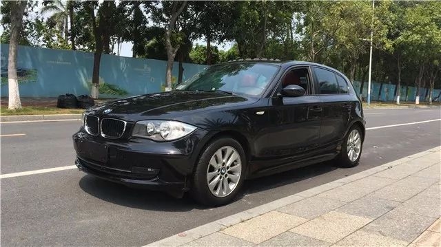 买一台十年的二手车值得吗,十年宝马x5二手