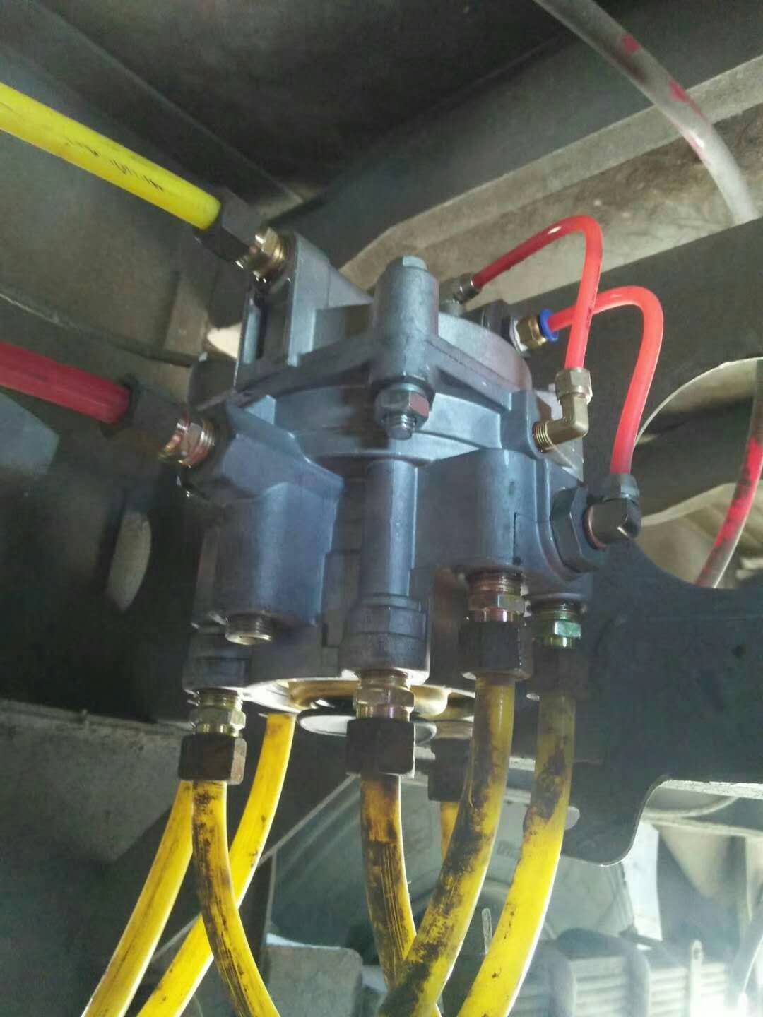 货车加防冻剂,货车防冻液快到下线要不要加