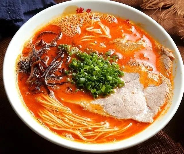 在日本排队吃拉面,天津排名前三的拉面