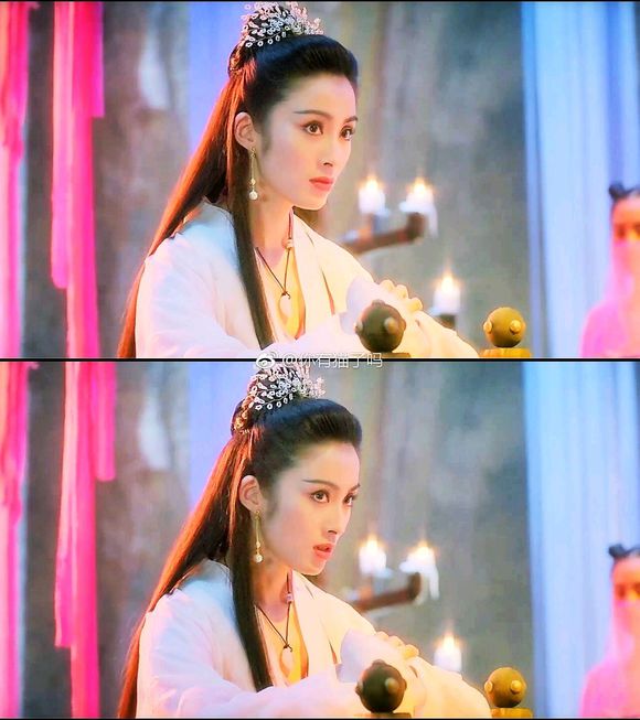 香港90年代她背景大到没人敢惹，遭赵薇横刀*爱夺**，今50岁被疑整容