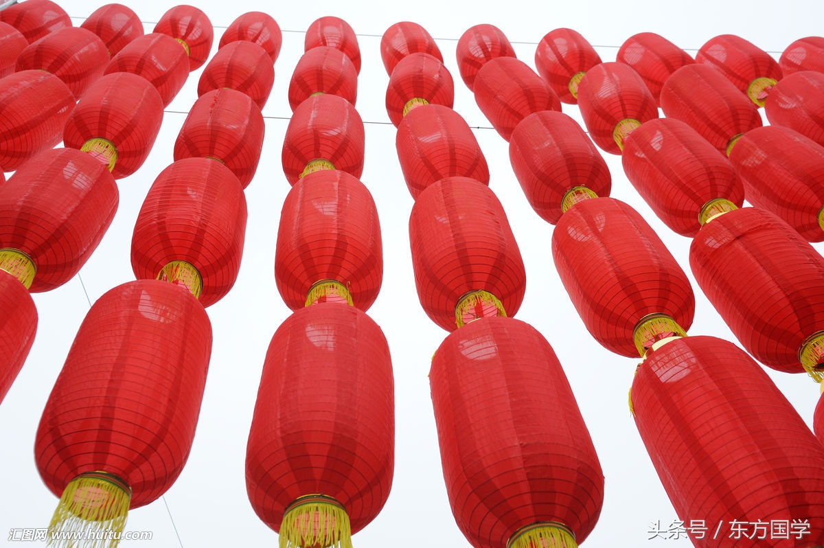 中秋节点灯笼的由来,国庆节灯笼正方形