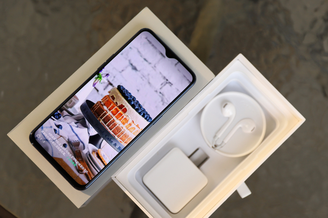 oppo口袋机,口袋云台拍照神器