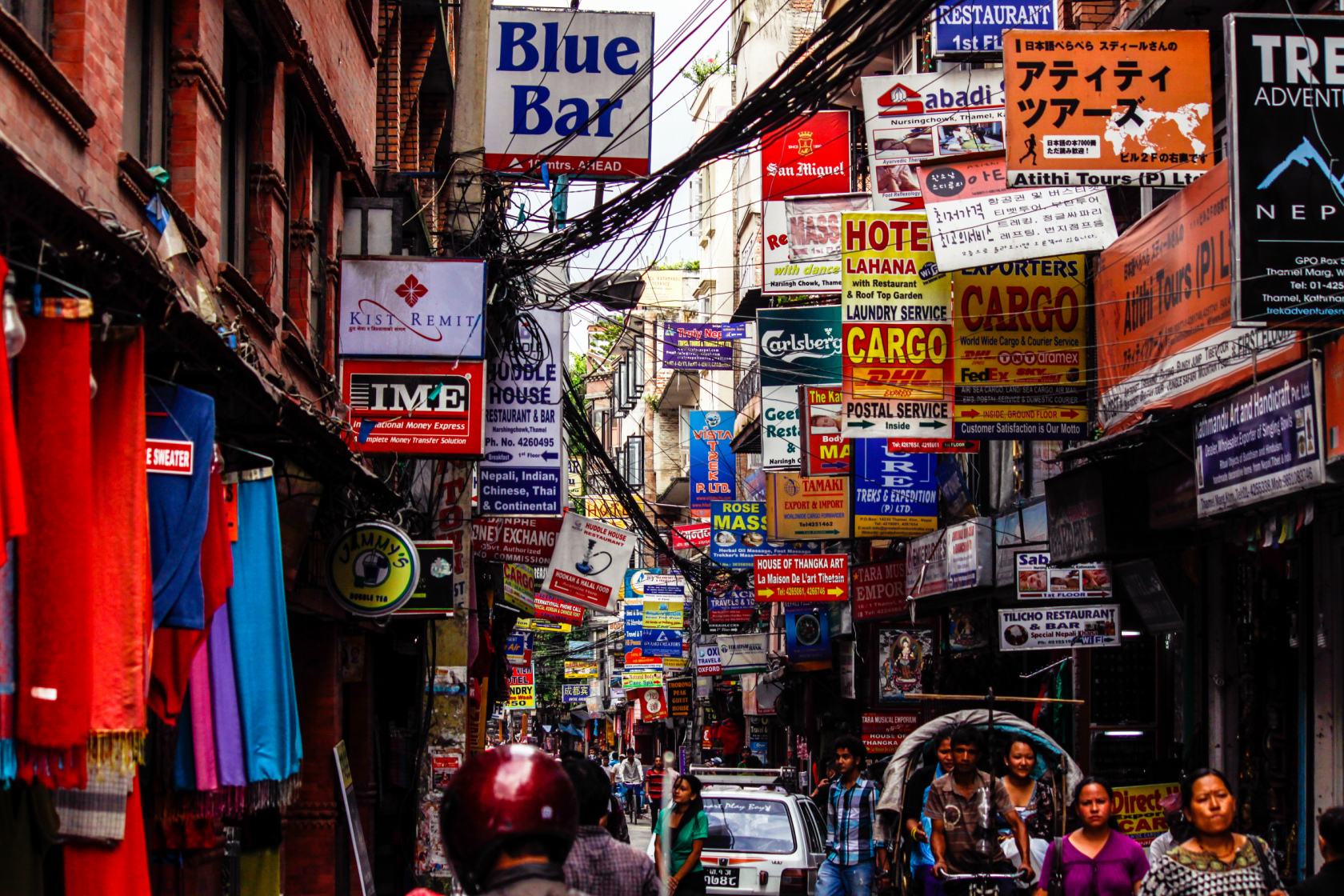 尼泊尔羊绒刺绣民族披肩,拉萨哪里买尼泊尔羊毛披肩