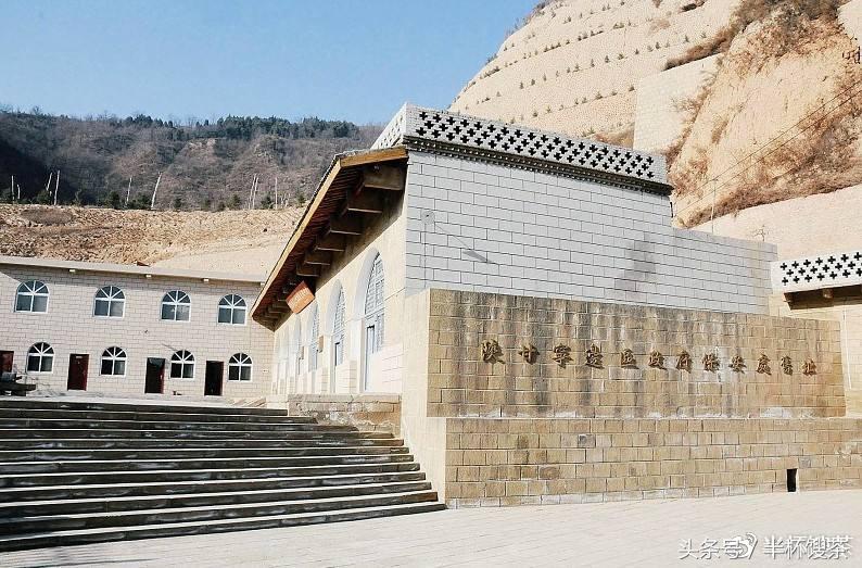 *共中**高级情报干部，孤悬敌后，一生坎坷（2）