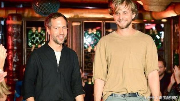 尤金妮大婚王室大合影,英国皇室尤金妮公主照片