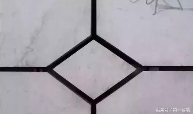 幕墙立缝怎么封堵,幕墙勾缝填缝方法