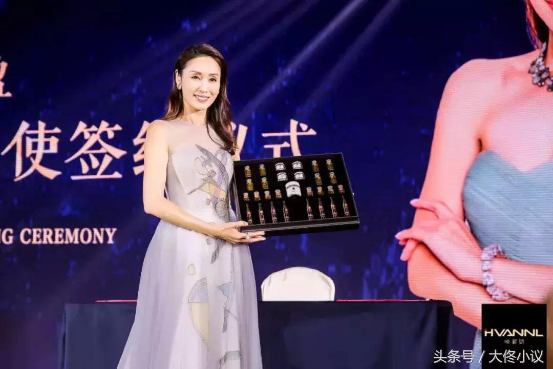 点燃“科学致敬专业”之火！2018美业领袖高峰论坛报道丨大佟小议