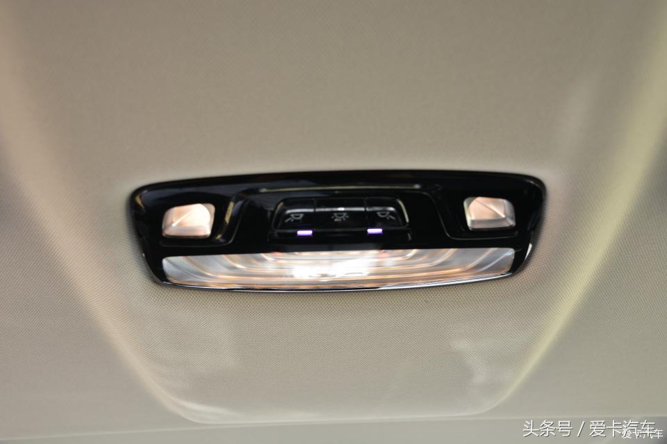 宝马豪华轿车5座,宝马2024高级豪华轿车