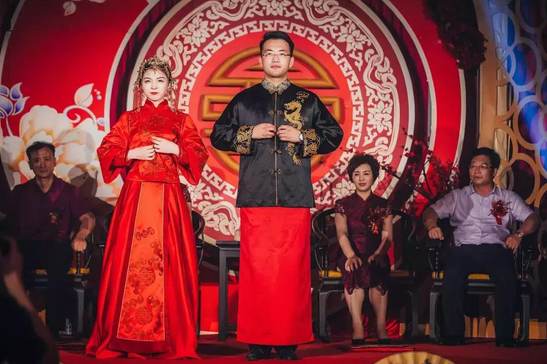 官宣结婚用什么,官宣结婚的最佳方法