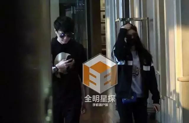 赵丽颖与冯绍峰最近之间的情况,赵丽颖冯绍峰他们两人的合唱