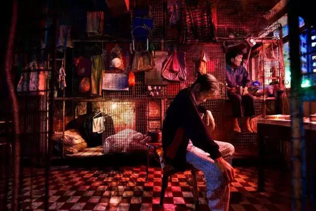 香港的棺材房是怎么样的,香港棺材房为什么那么多人住