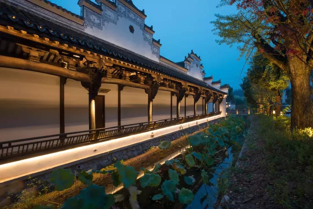 藏于山水间的温泉酒店推荐,一家来了就不想走的温泉酒店