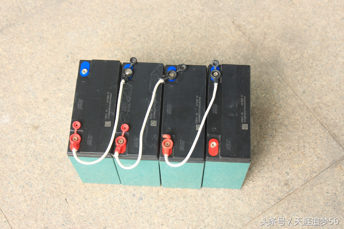 电动车充气泵怎么连接电池,电动车电池连接线的正确接法