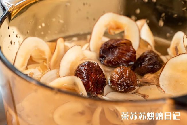 入秋煲椰子汤,海底椰什么季节煲汤最好