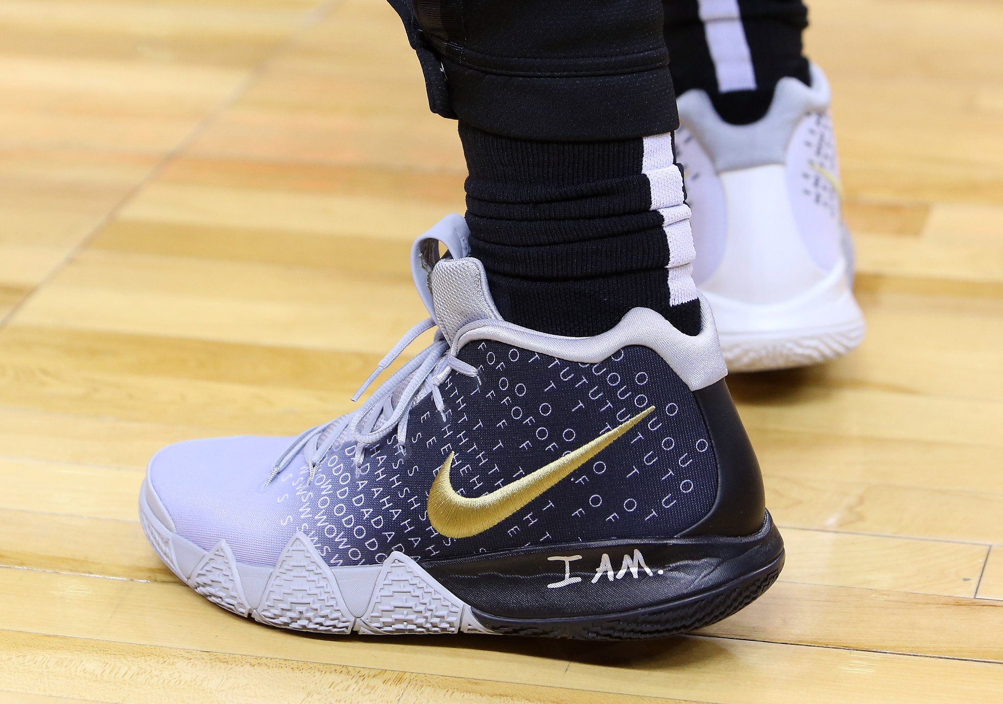NBA今日球鞋精选：杜兰特蜜汁审美自创鸳鸯鞋安踏为汤神出新款