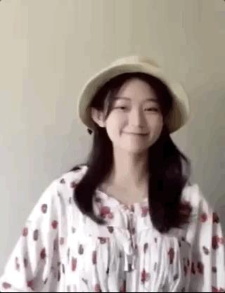 与网络*力暴**正面刚被全网赞！现在的00后谈恋爱都这么圈粉了？